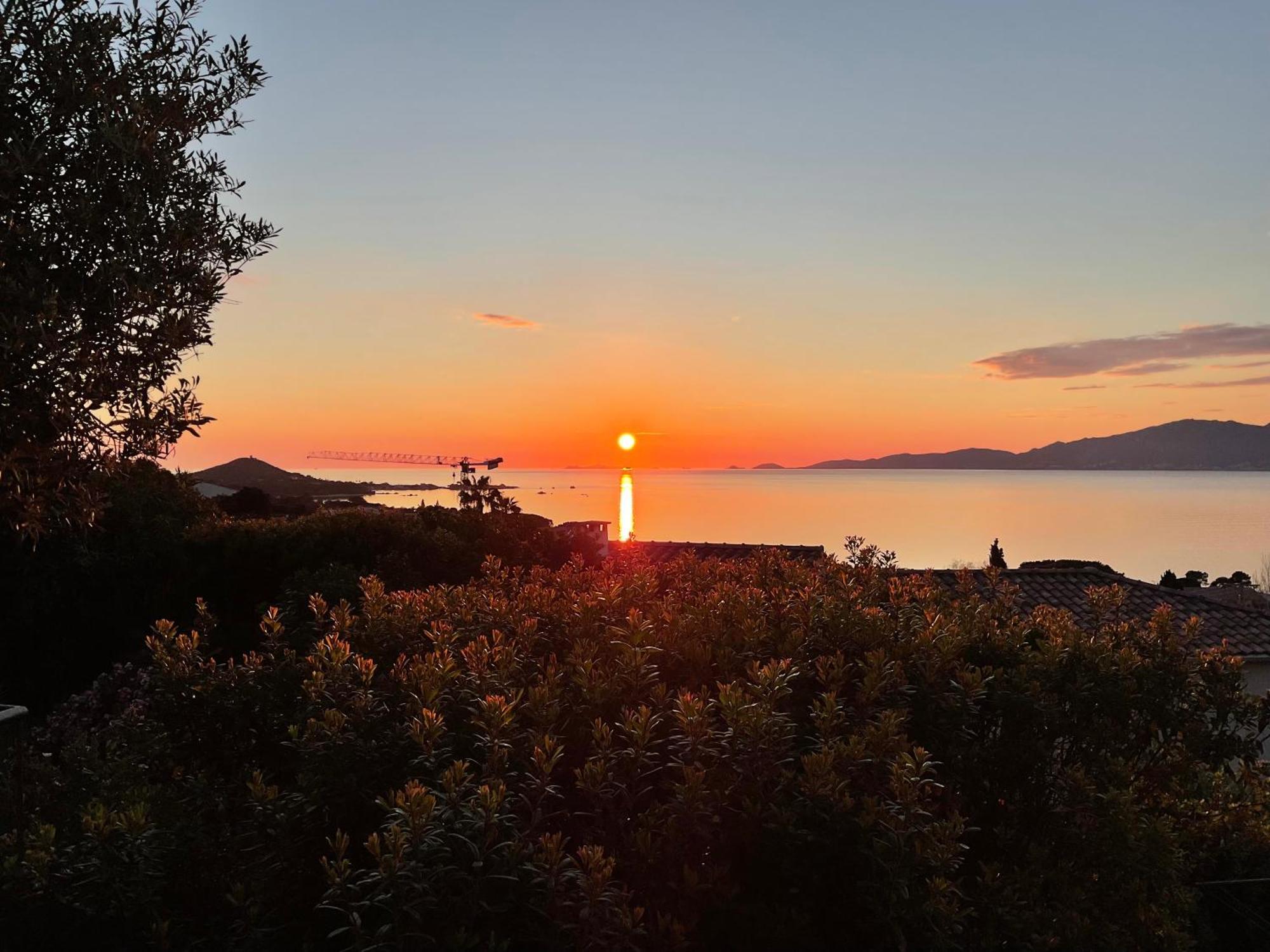 Maison En Bord De Mer - Casa L'Albitronu Villa Pietrosella Luaran gambar